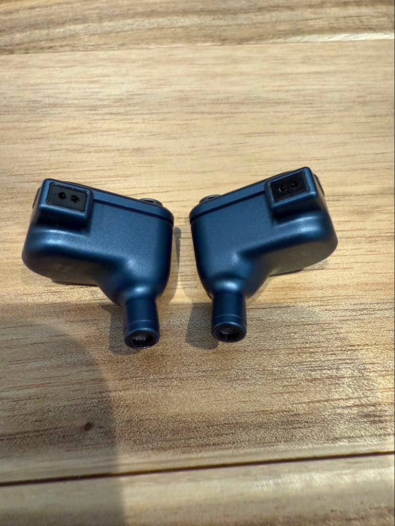 【美品】64 AUDIO U4sリケーブル可能イヤホン ブルー