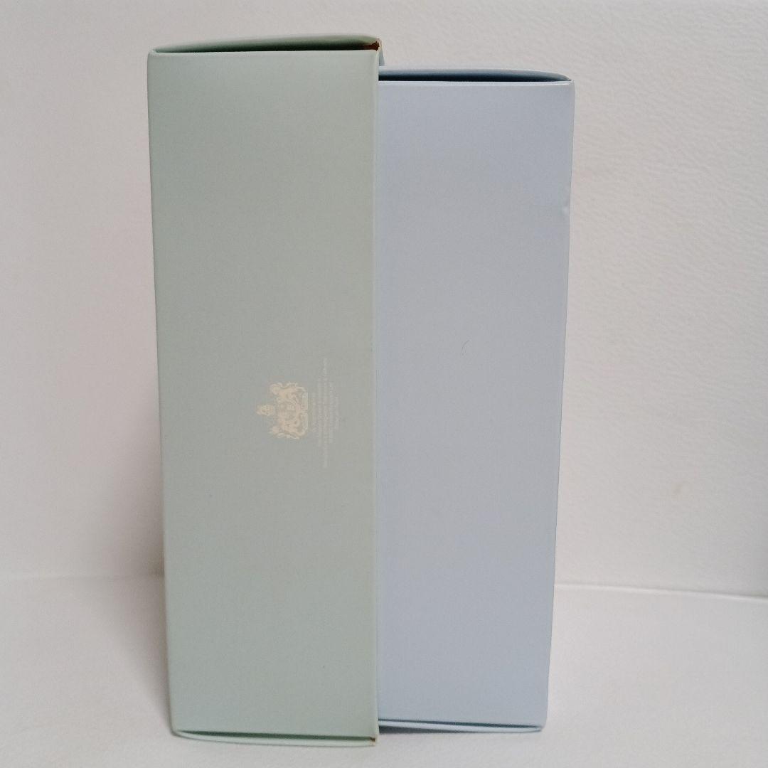 ウェッジウッド　ジャスパーウェア　カルーセル　クリスマスオーナメント　2012