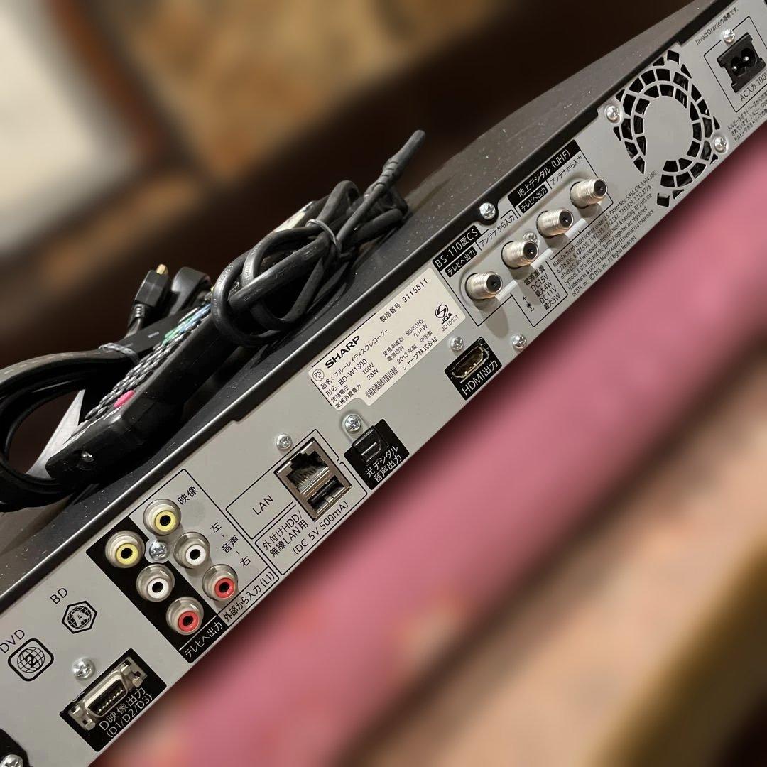 SHARP BD-W1300 12倍録 1TB 純正リモ等付　フル装備 完動品！