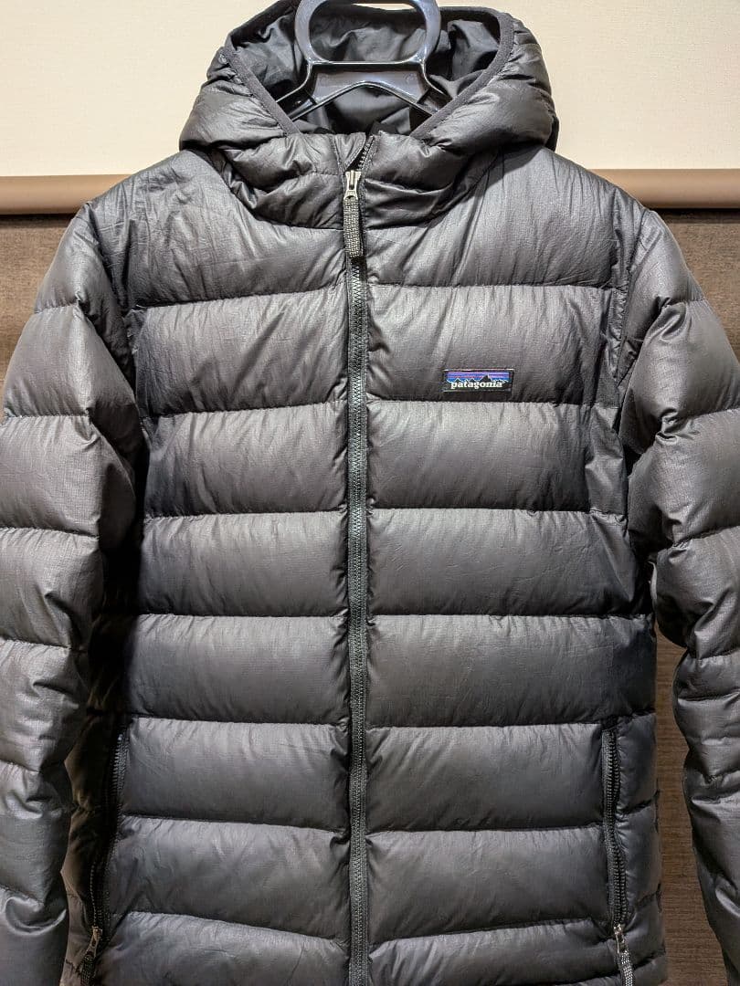 patagonia ブラック ダウンジャケット フード付き XL14