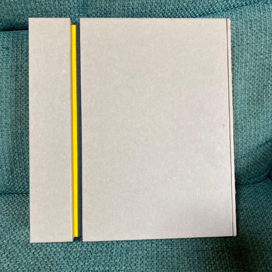 Lumio 本型ライト