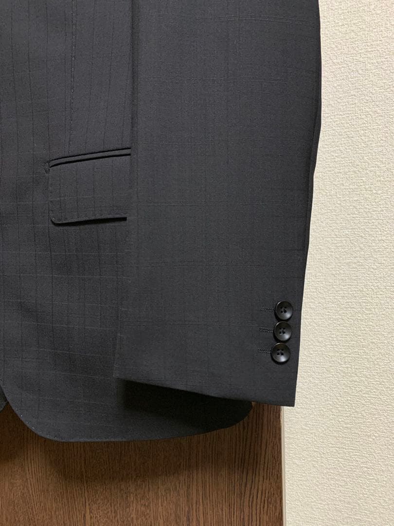 A7新品未使用！高級ニュージーランドウール100%ブラックシングルスーツ！
