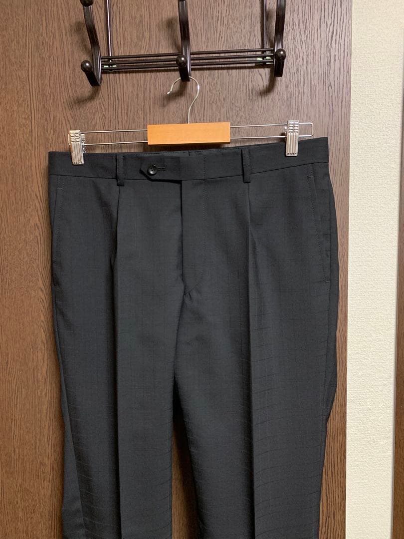 A7新品未使用！高級ニュージーランドウール100%ブラックシングルスーツ！