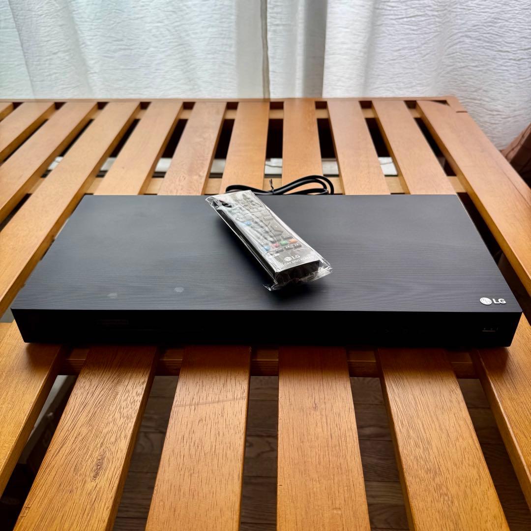 LG UBK90 4K Ultra HD Blu-ray プレーヤー