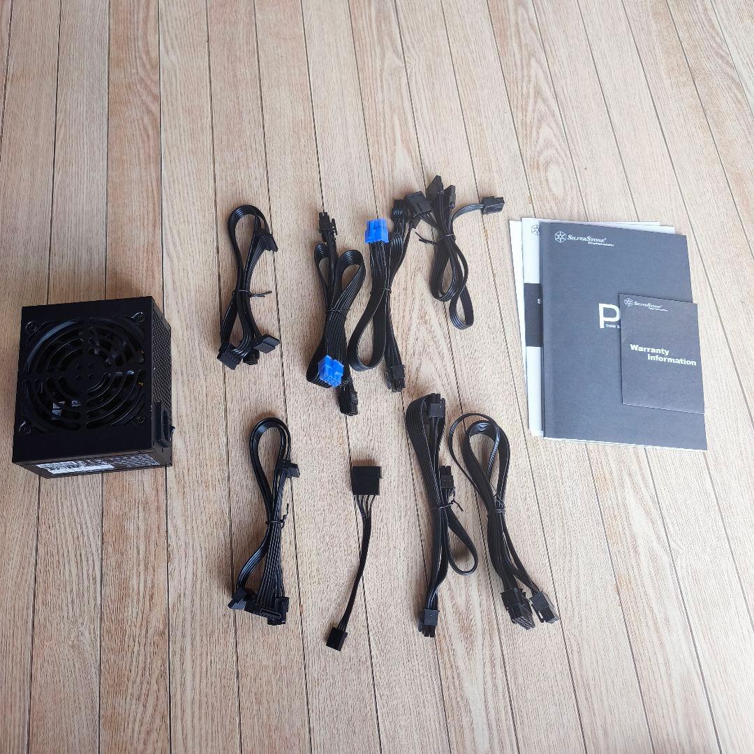 SilverStone SX700 700W 電源ユニット