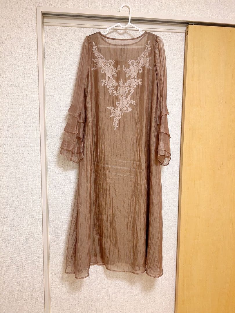 シアーAラインワンピースドレス　結婚式 花柄