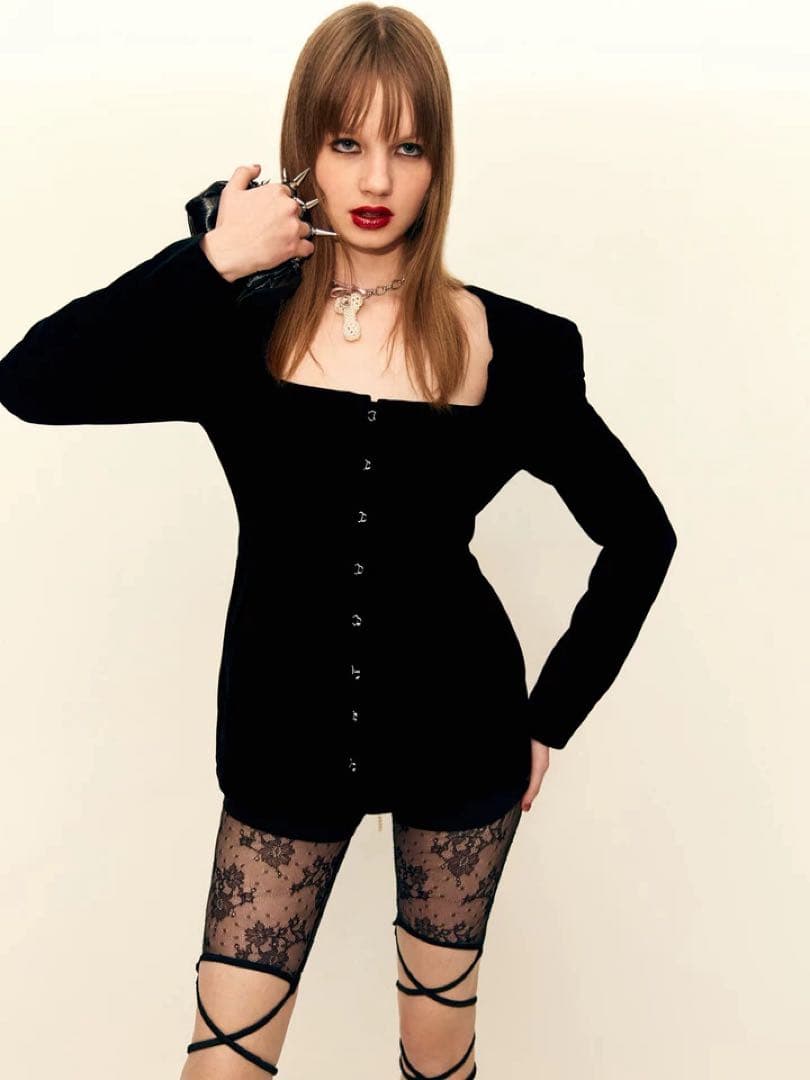 即購可　Nordess レースタイツ　5分丈　ブラック　廃盤　完売品　激レア新品