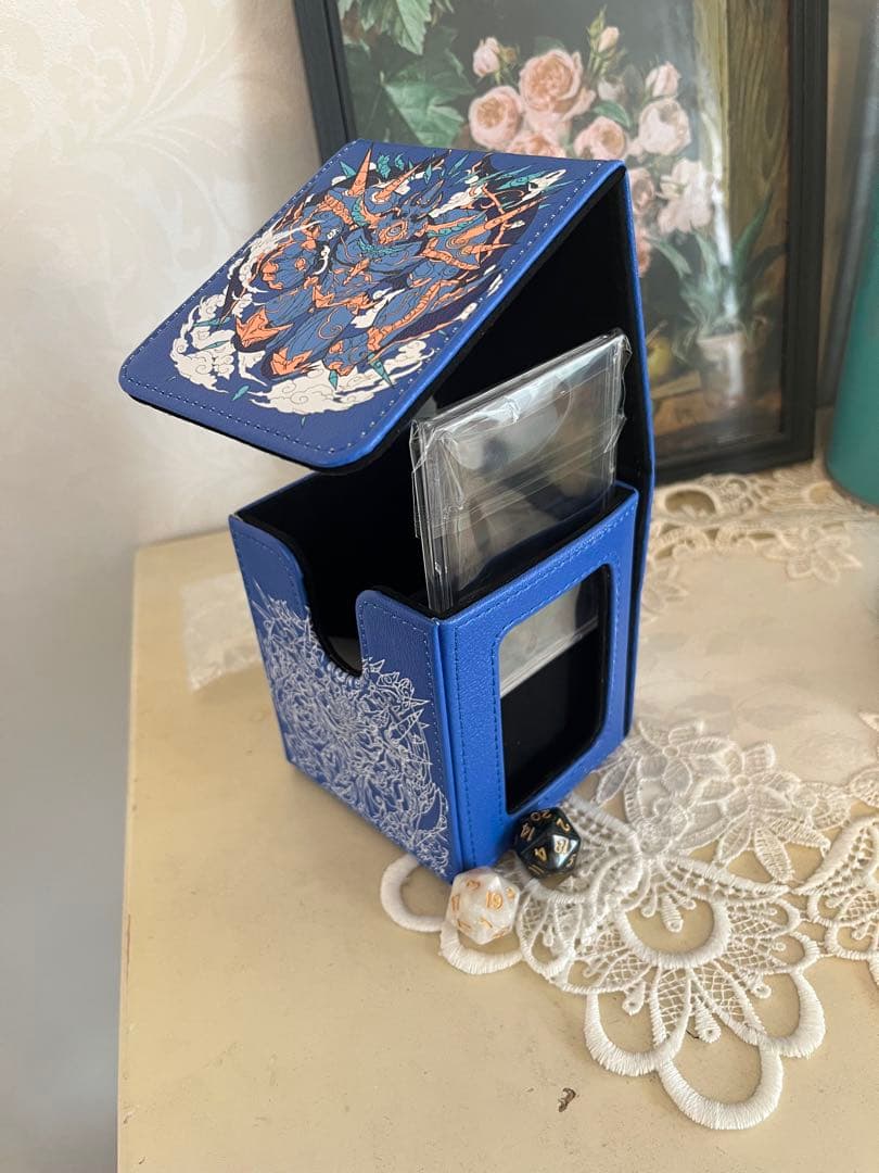 遊戯王　ディスプレイ付き　デッキケース　ラーの翼神龍　オシリス　オベリスク　神