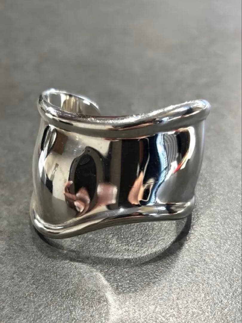 【値下げ】Tiffany&Co. ボーンカフ　右手用　シルバー　スモール