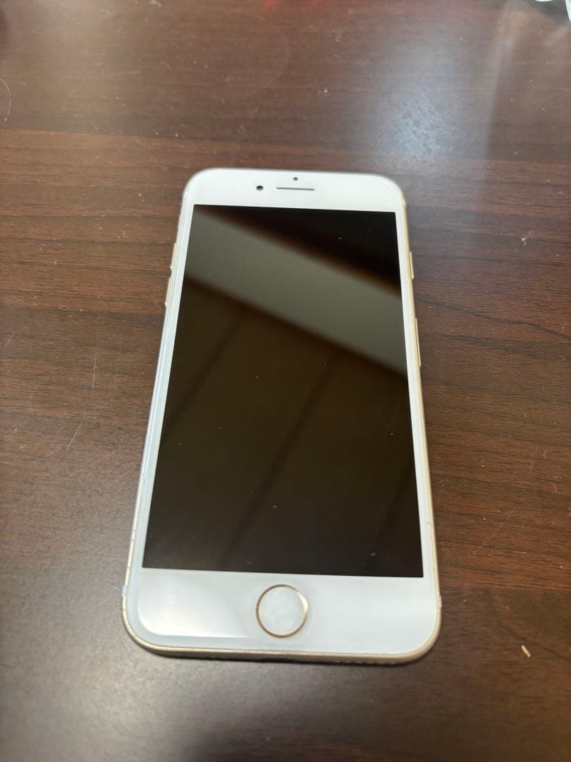 iPhone7 本体 SIMロック有り