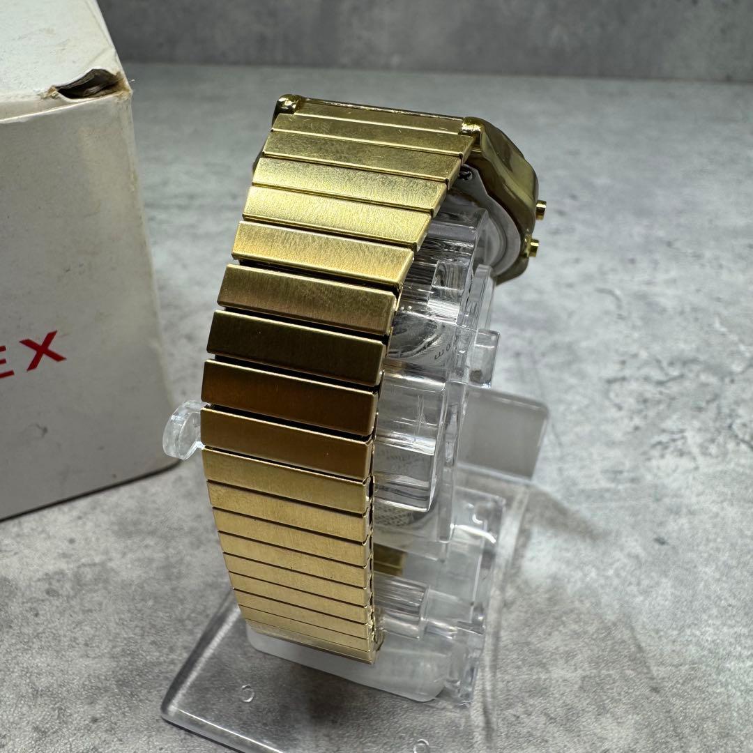 Supreme × TIMEX 19AW ゴールド デジタル腕時計 新品未使用