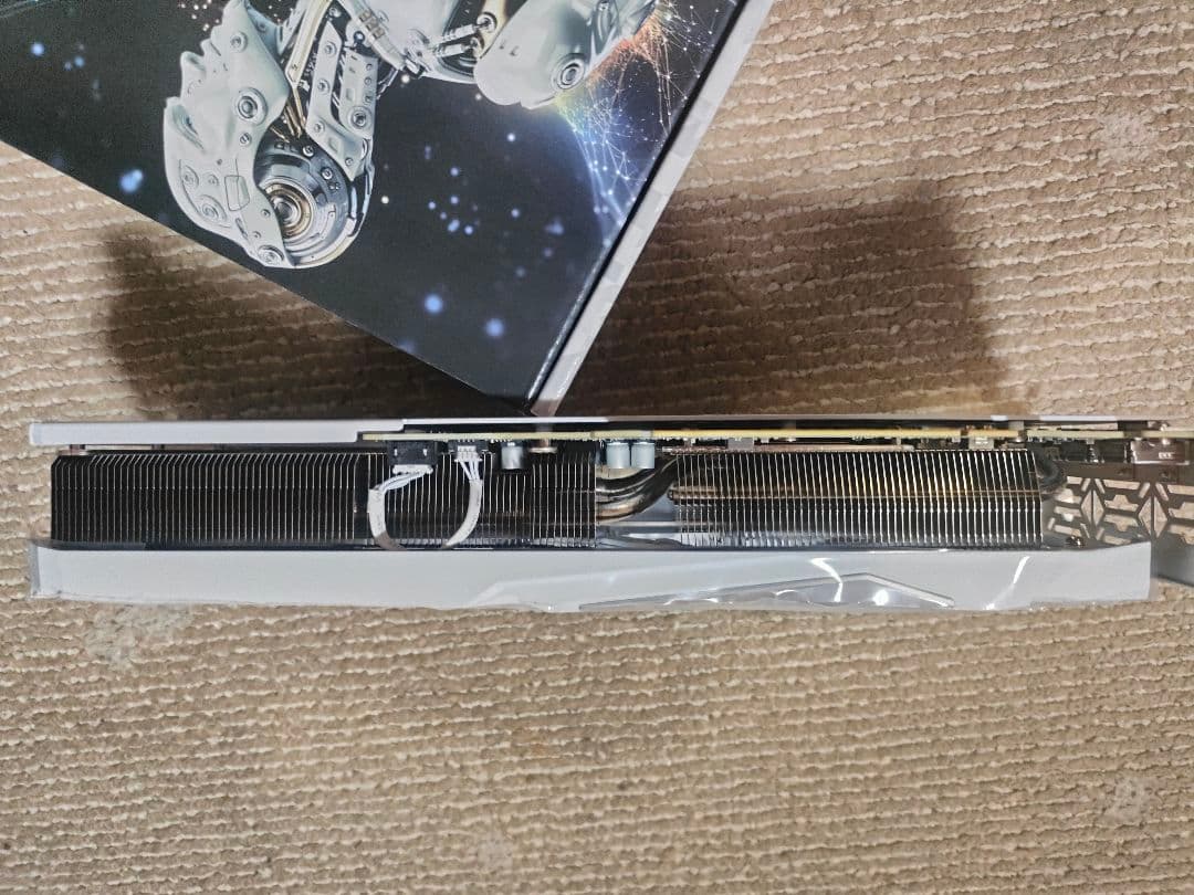 美品 ASRock Radeon RX 7600 XT SL16GB