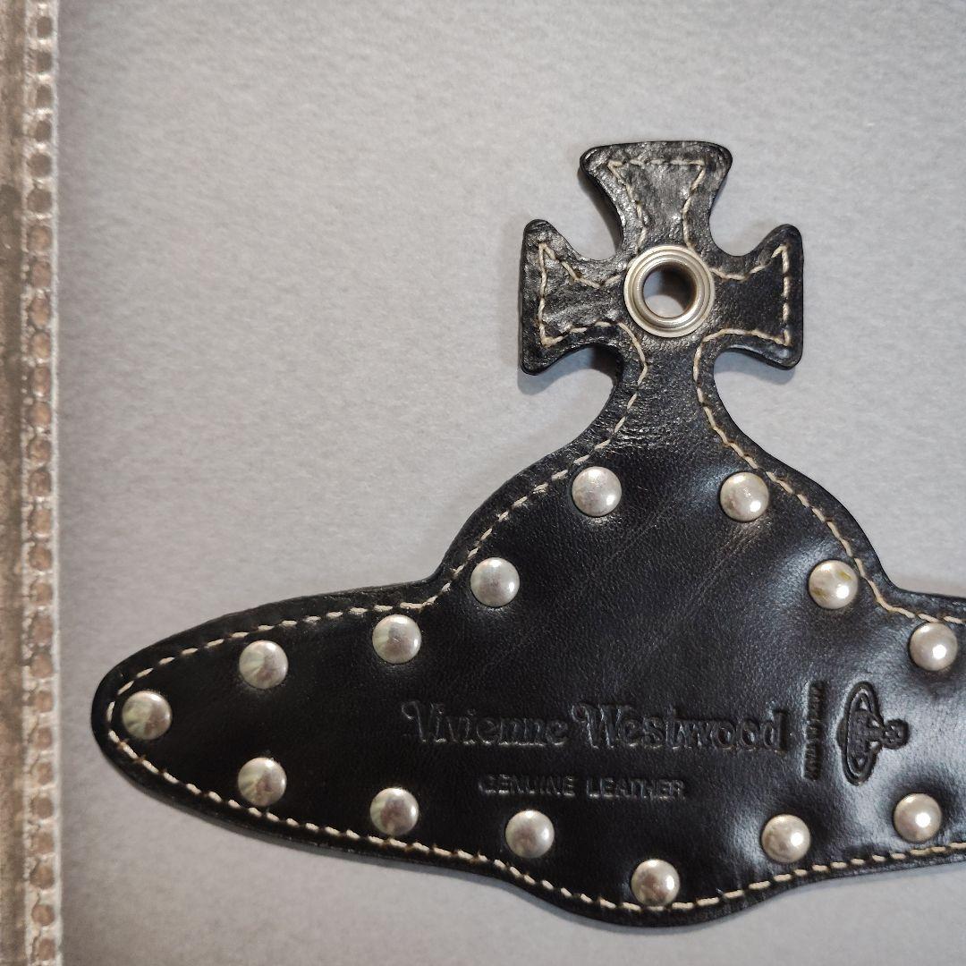 ☆希少☆Vivienne Westwood　スタッズ付き本革超ビッグキーホルダー