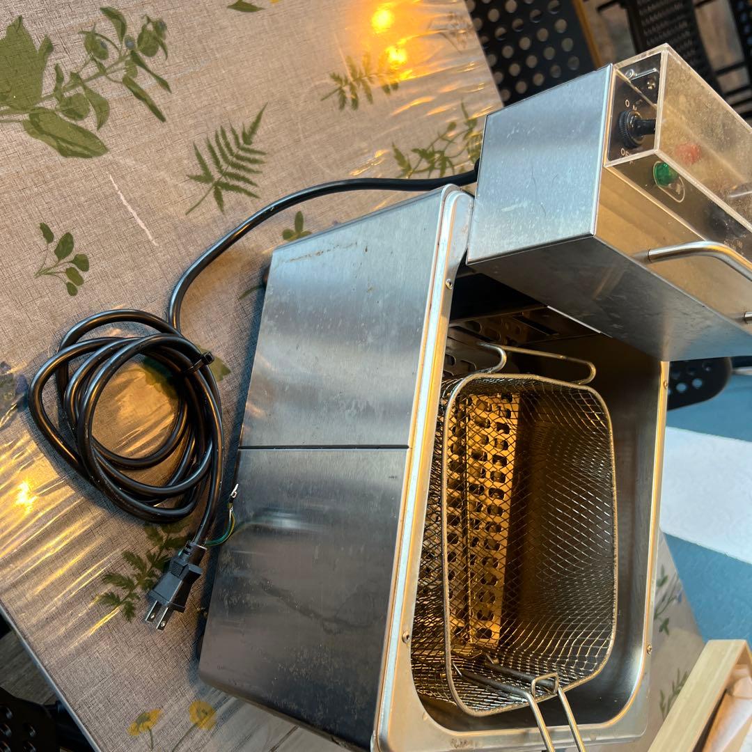 電気フライヤー ステンレス製 温度設定付き