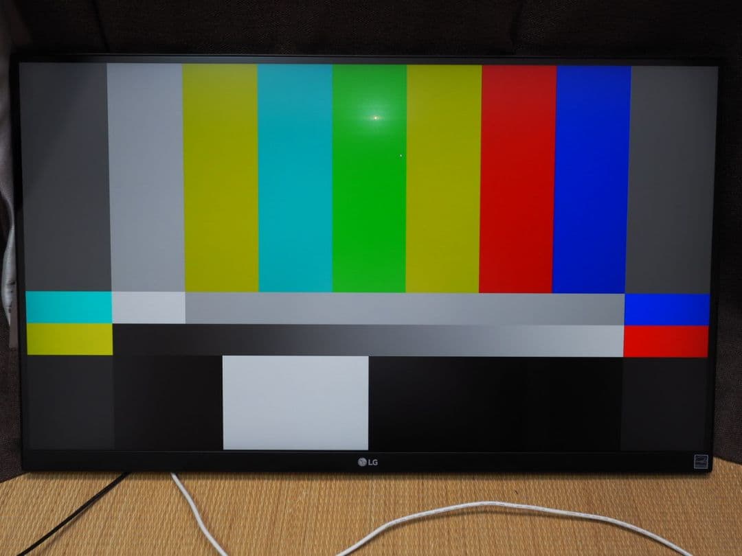 LG 27UL600-W 27インチ IPS液晶 4Kモニター