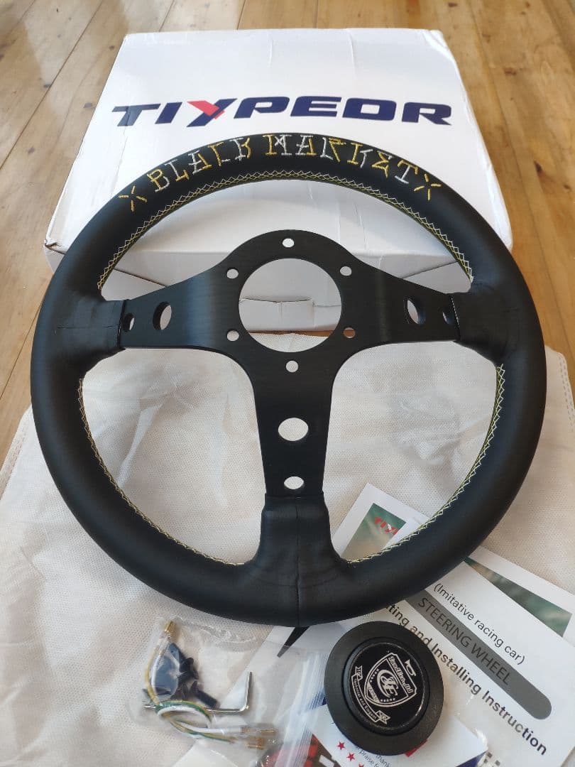 革 刺繍シルバー＆ゴールド MOMOピッチ70