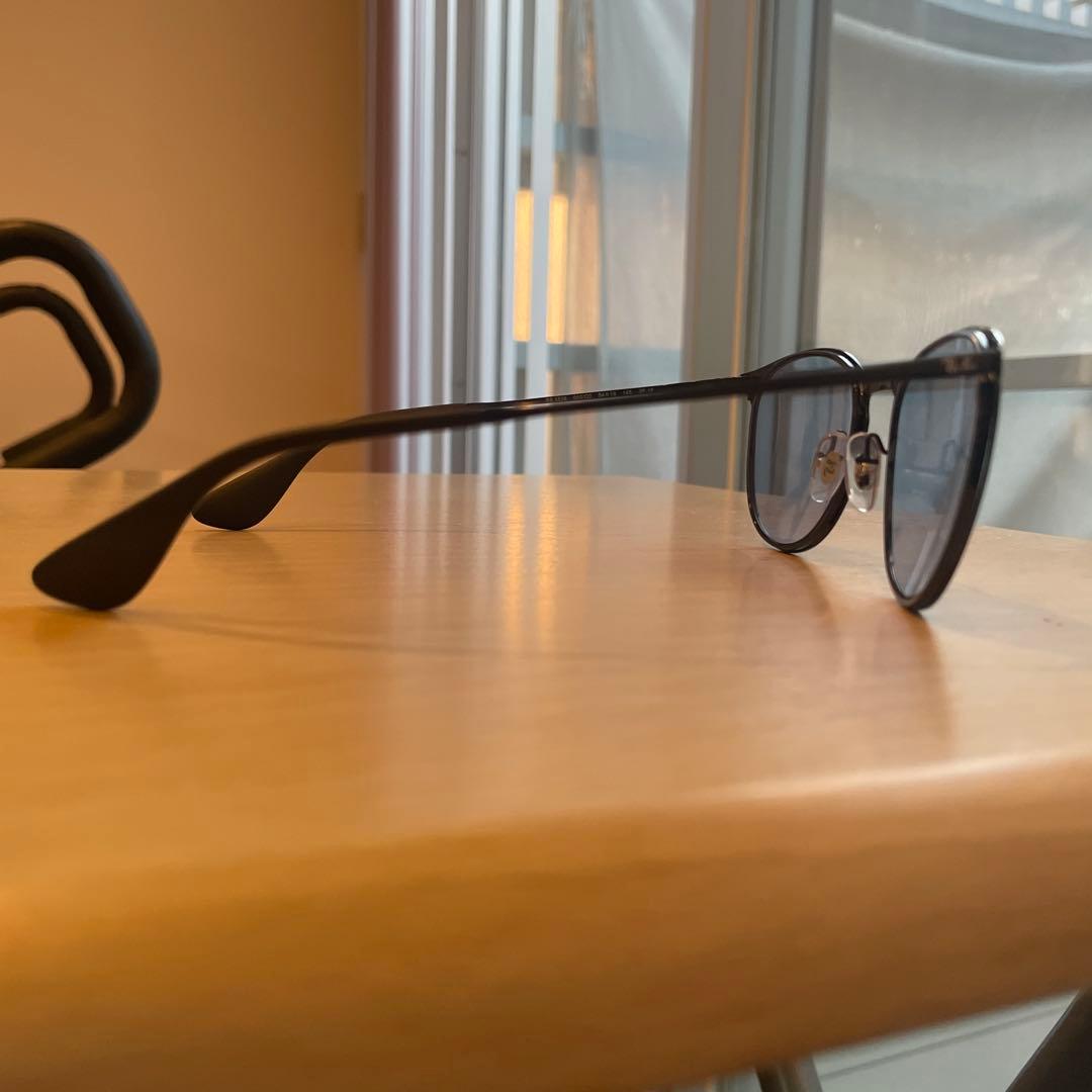 Ray-Ban 調光サングラス　RB3539