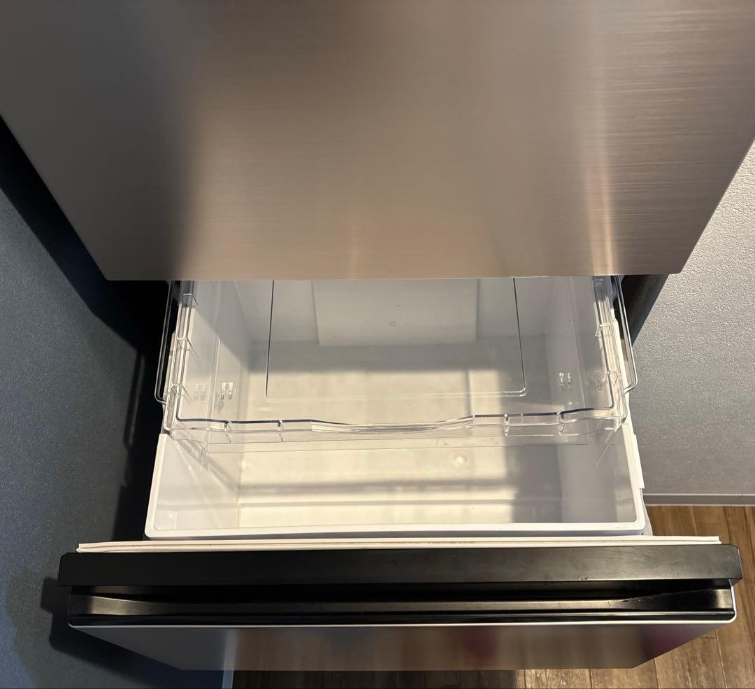 日立冷蔵庫　315L R-V32VL 2024年製　左開き　使用1年　匿名配送