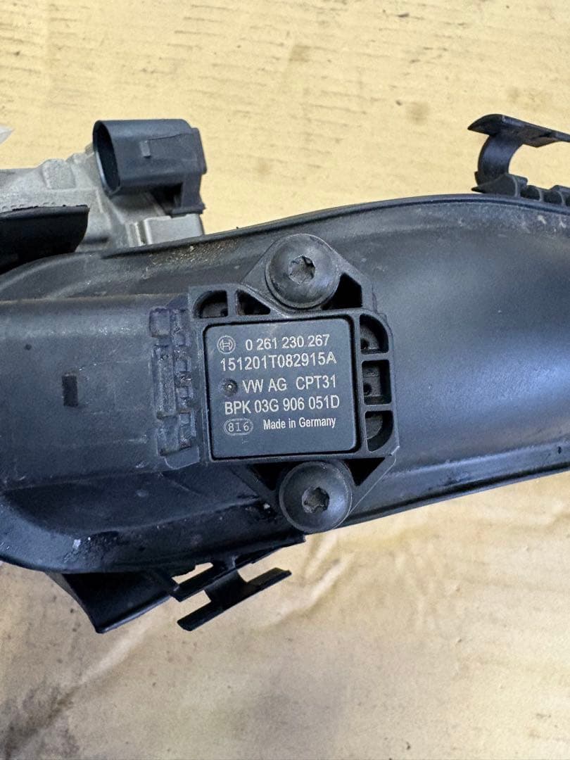 VW ザ　ビートル 16CBZ CBZ スロットルボディ