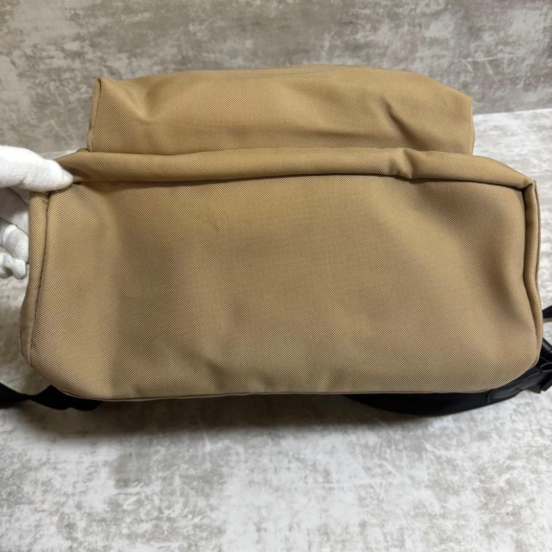 I188 良品✨ モンクレール　ピエリック　リュック　ベージュ　PC収納　大容量