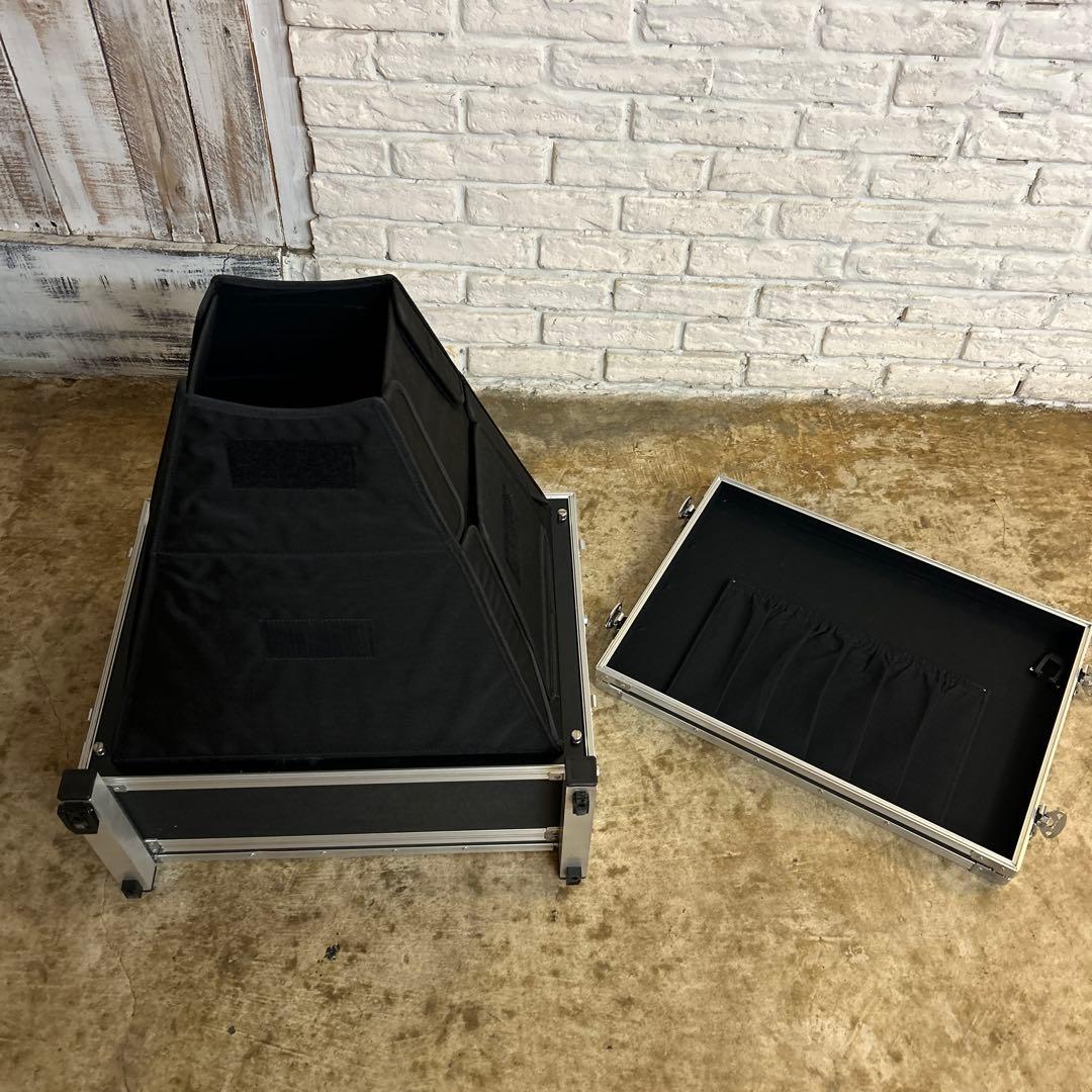 モニターケース