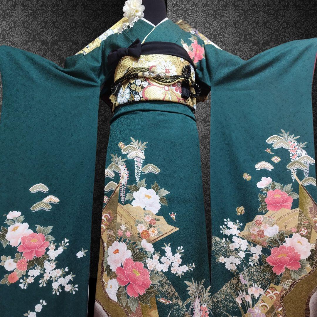 振袖フルセット(7点)・古典柄・金駒刺繍・金彩加工・宝尽くし・正絹