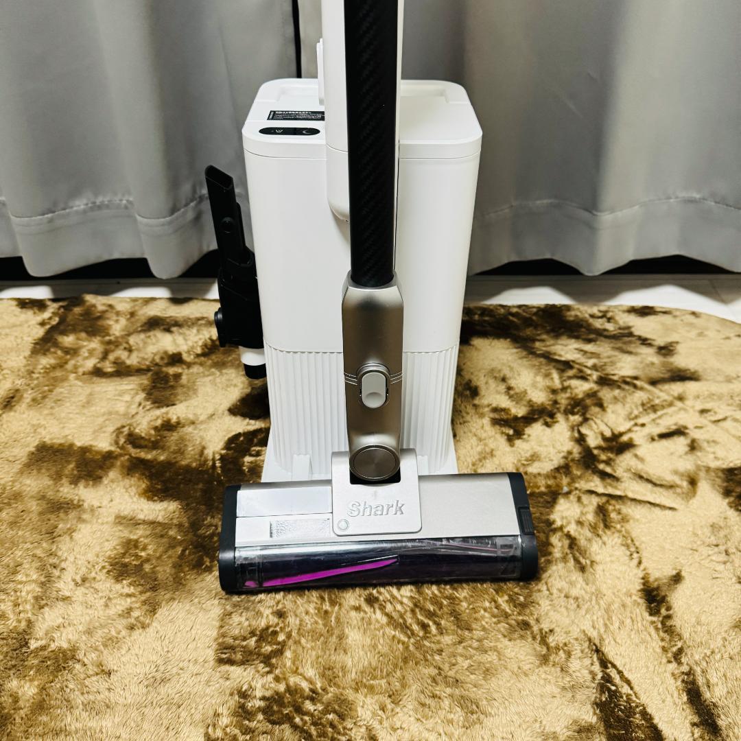 shark シャーク　Clean Sense iQ+ IW3241JSL