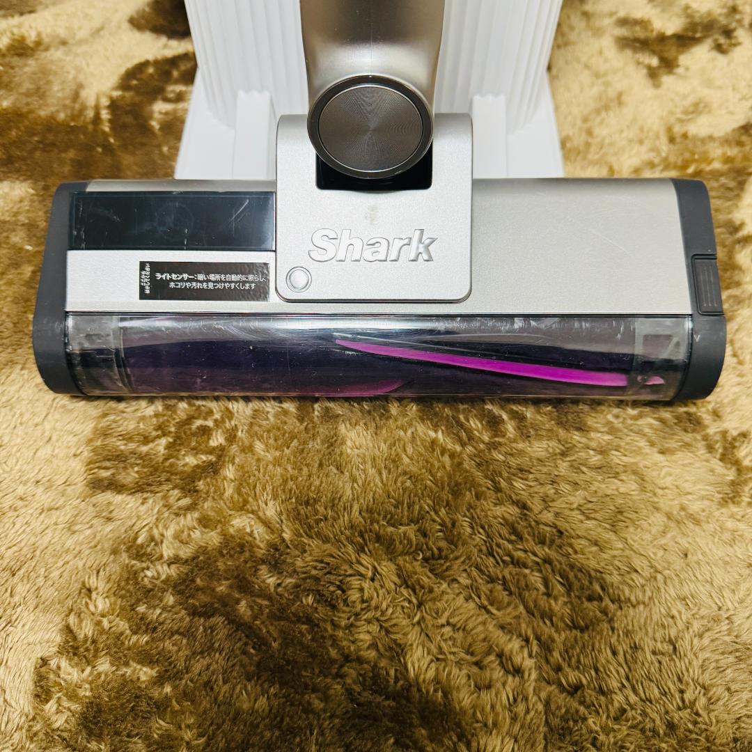 shark シャーク　Clean Sense iQ+ IW3241JSL
