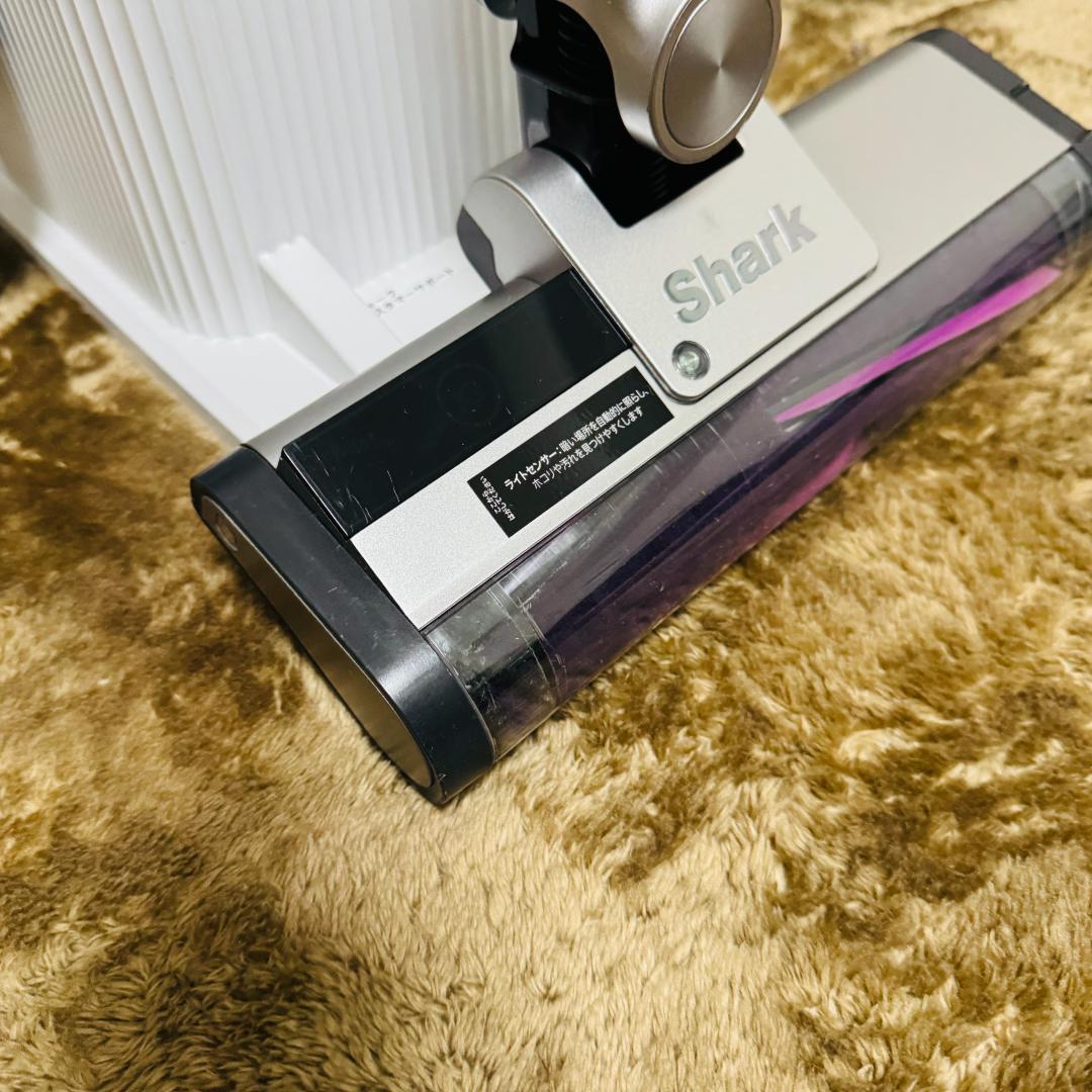 shark シャーク　Clean Sense iQ+ IW3241JSL