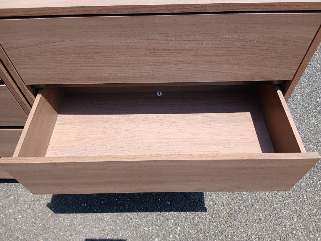 地域限定販売　ニトリ　クローネ　4段チェスト×2　お得!な2点セット