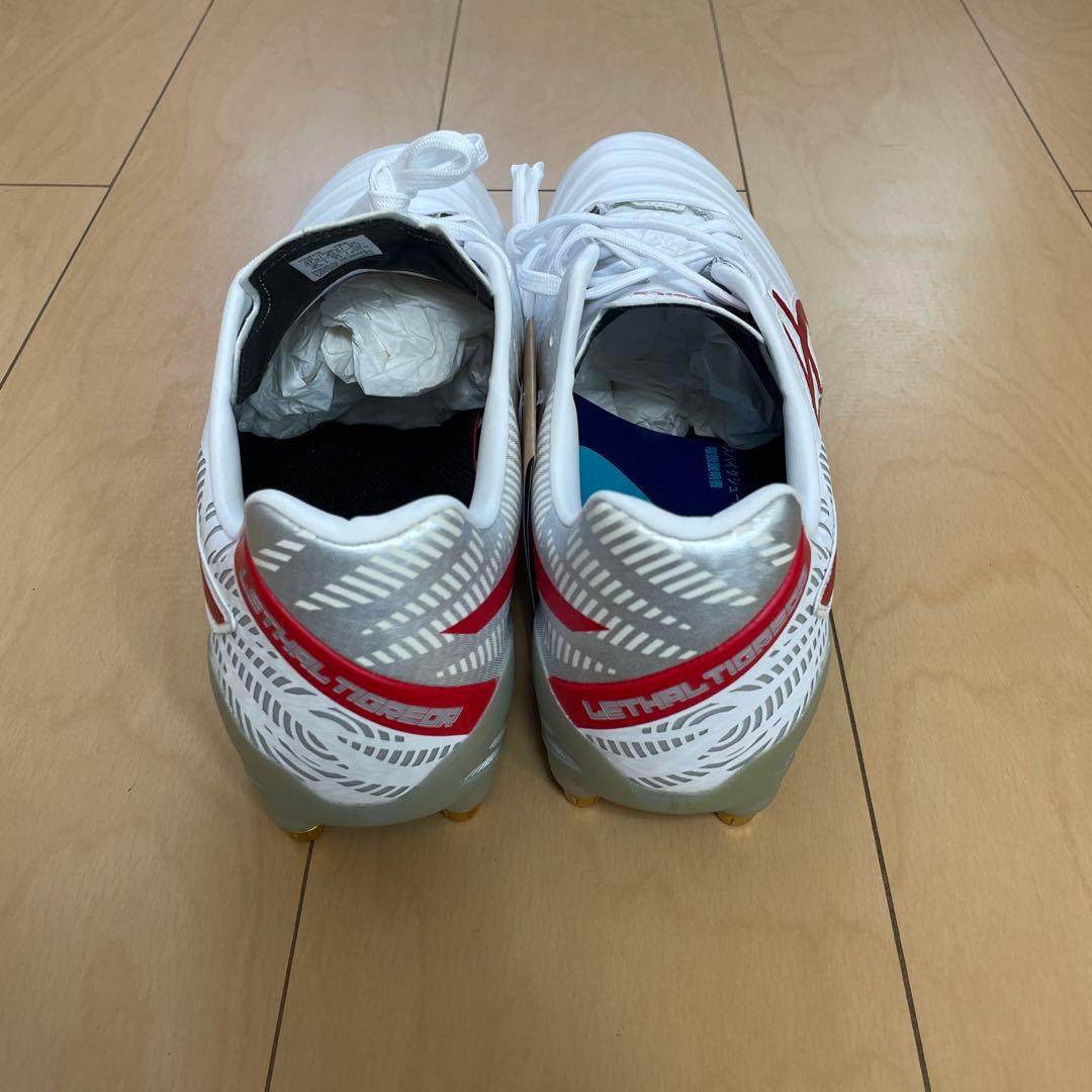 アシックス　リーサルティグレオールFFハイブリッドラグビーシューズ　27.5㎝