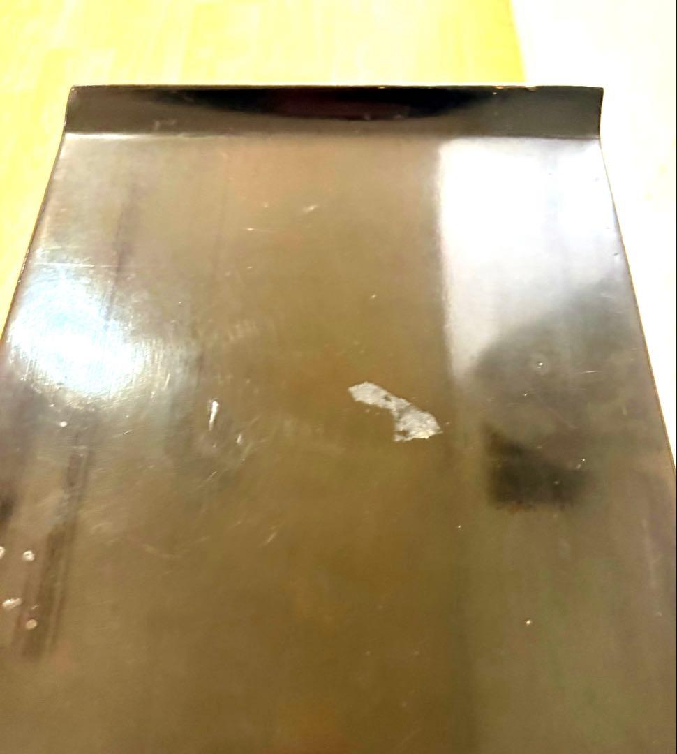 螺鈿細工の飾り棚　黒色　茶箪笥　花鳥の絵柄　段違い　和風　希少