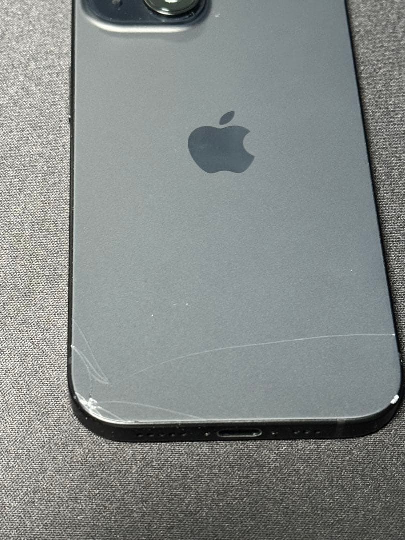 iPhone15 本体　256GB みのるん