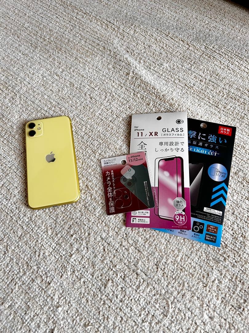 iPhone11 64GB イエロー　傷あり