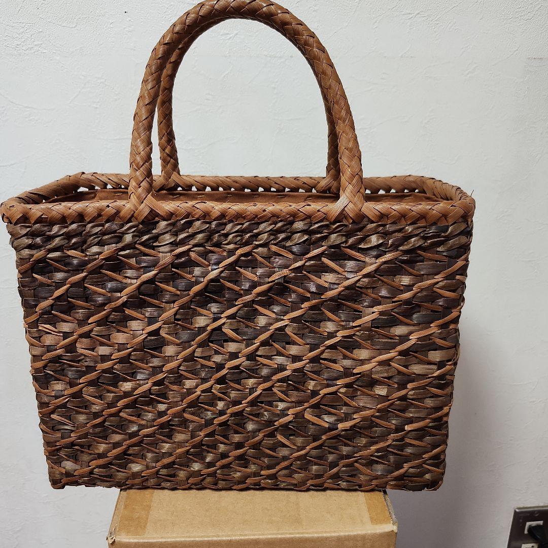 山葡萄手作り　かごバッグ