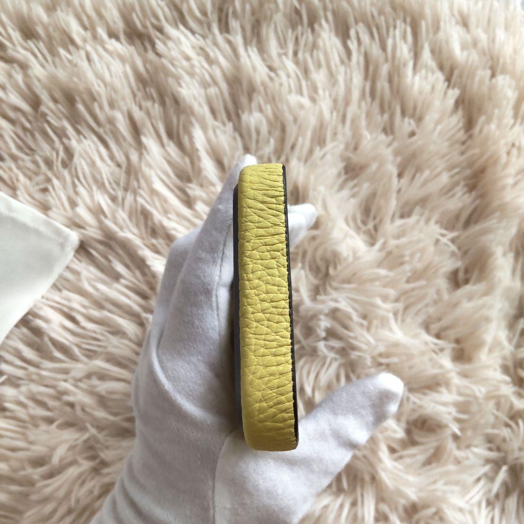 ほぼ新品✨ボナペンチュラ✨iphone17pro✨イエロー✨グレージュ✨ハンドル