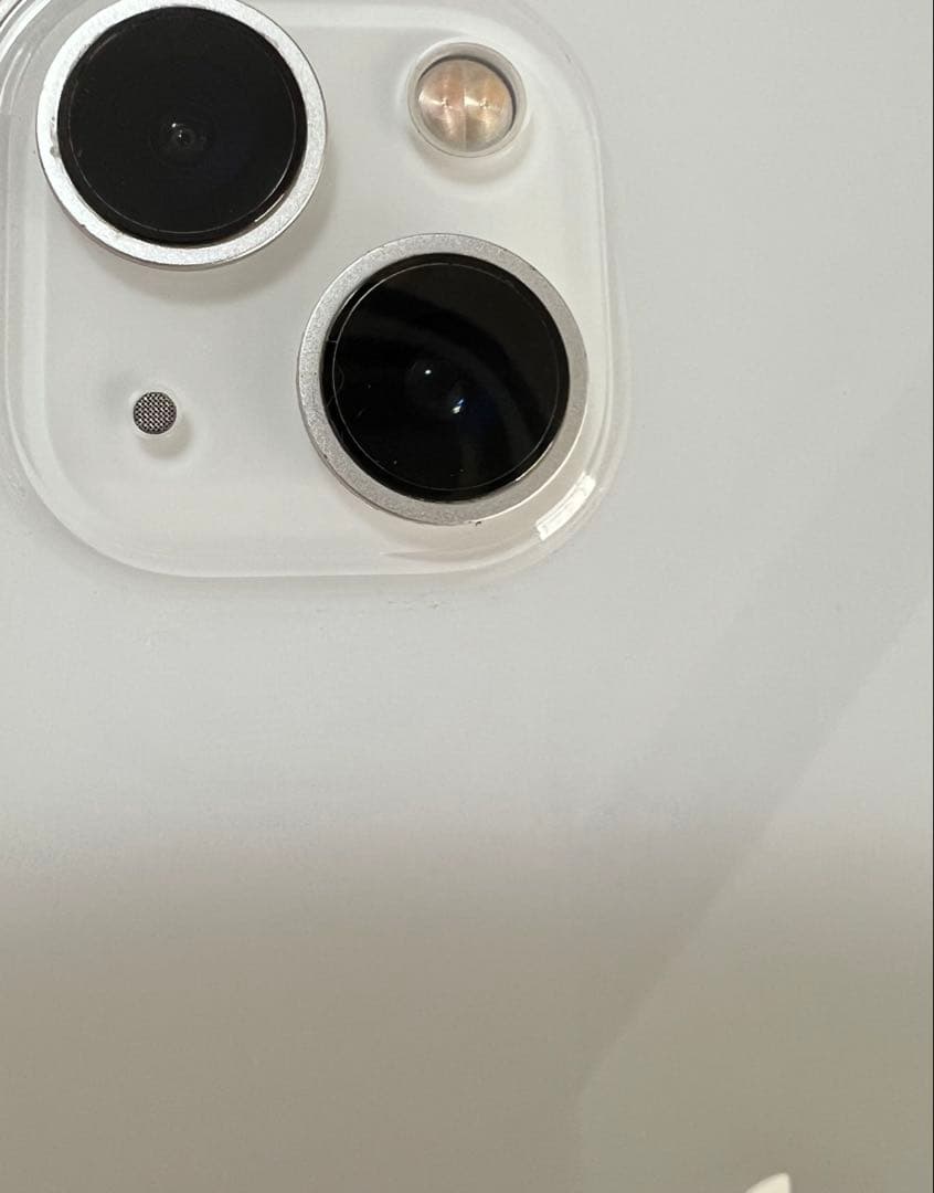 Apple iPhone 13 本体 256GB スターライト