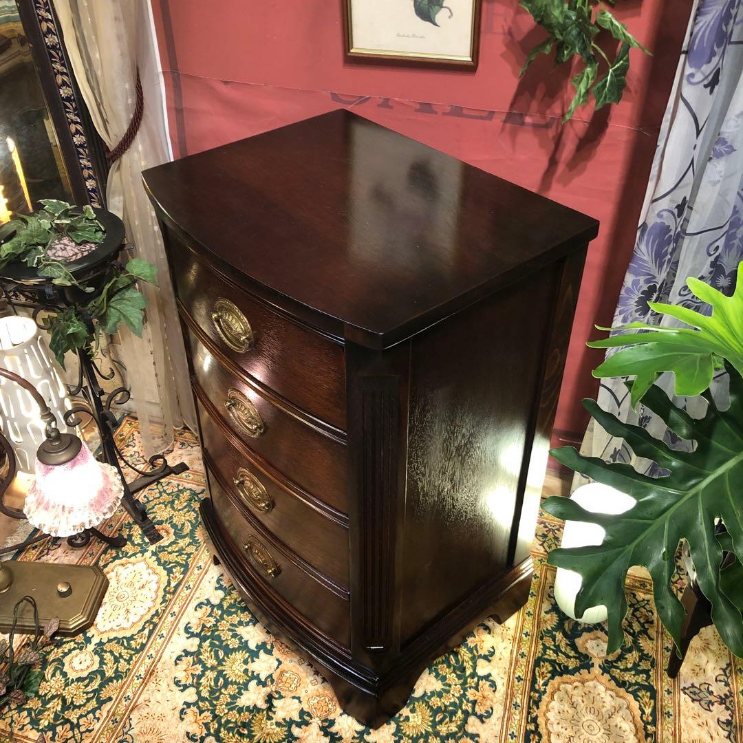 ヴィンテージ US アンティーク　３段　コンパクト　アクセント　キャビネット