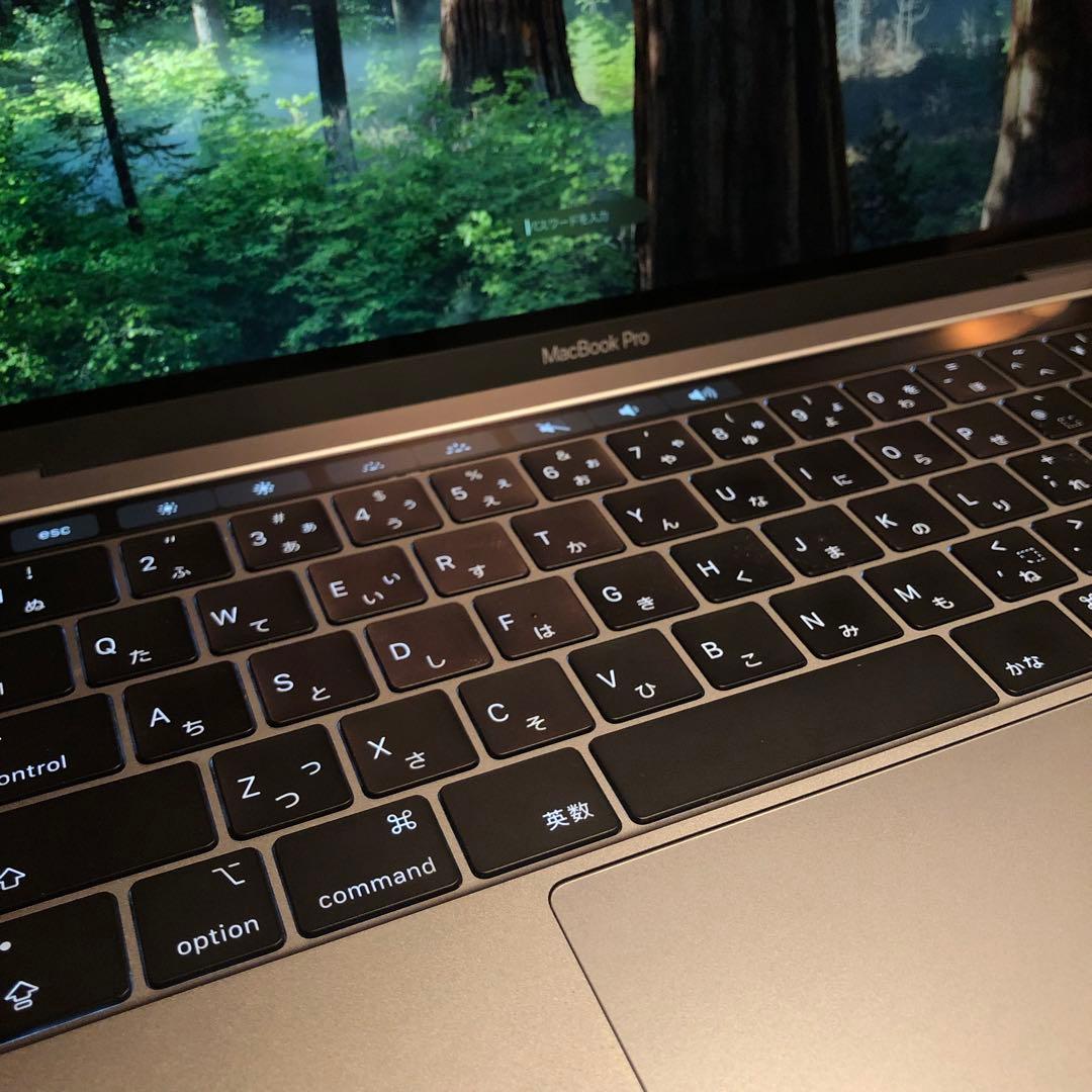 MacBookPro13インチ Touch Bar搭載モデル2019