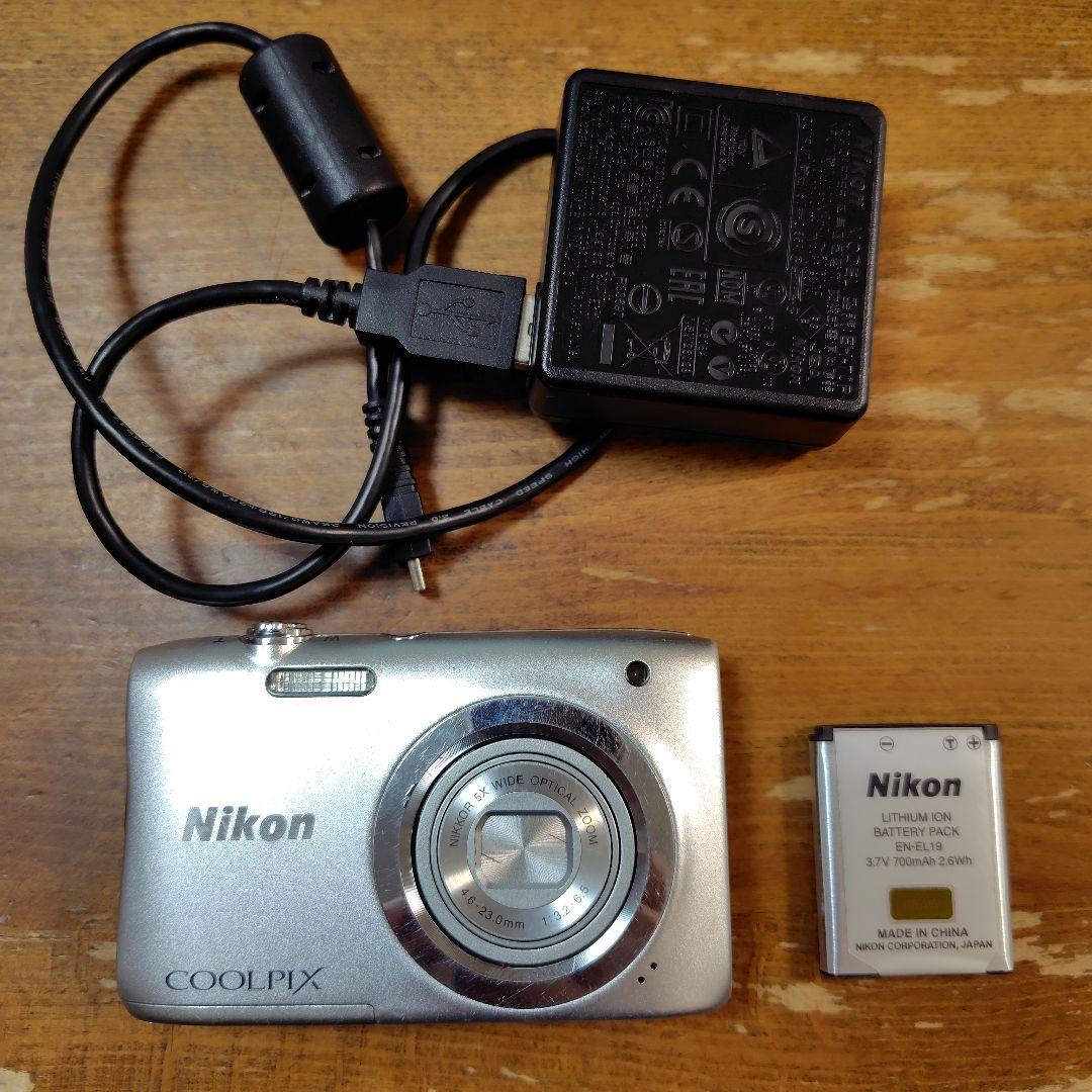 Nikon COOLPIX A100　 バッテリー、充電器付き