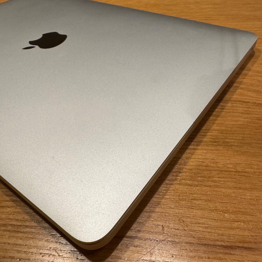 MacBook本体 MacBook Pro 13-inch Model No. A2289