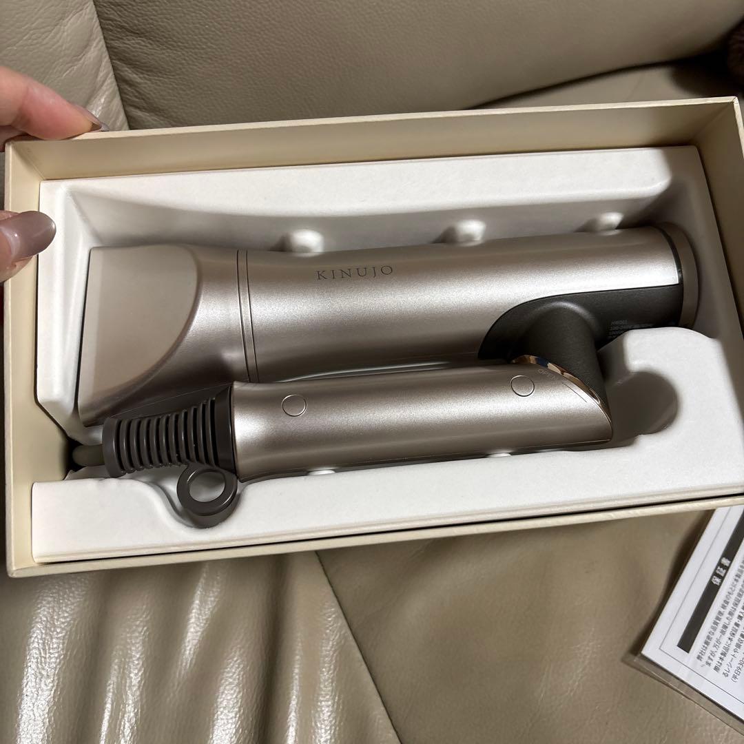 美品‼︎KINUJO 海外対応ドライヤー
