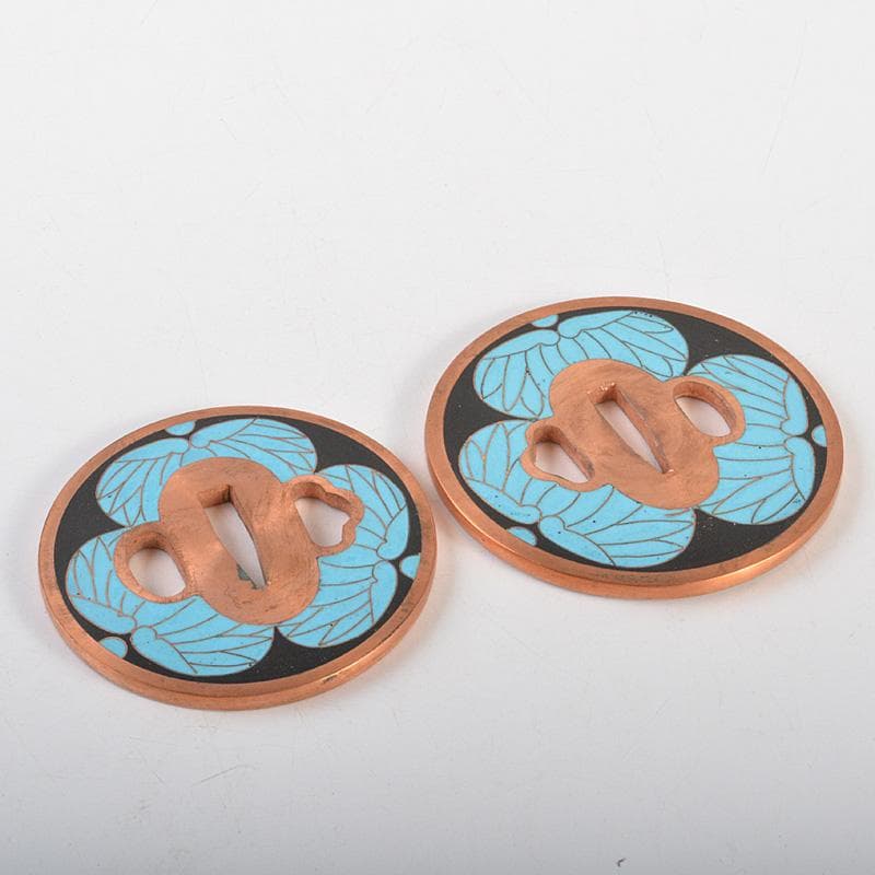 Gojyo 武具　刀装具　銅地　七宝三葉葵紋鍔　一對　桐箱付　C　7262