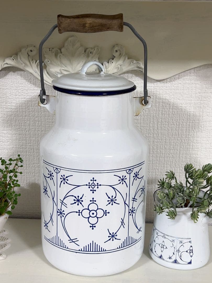 フランスアンティーク＊ホーローサキソニー柄ジャーポット