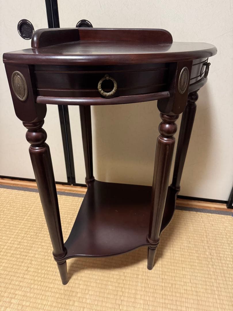 アンティーク　コンソールテーブル　コーナー三角