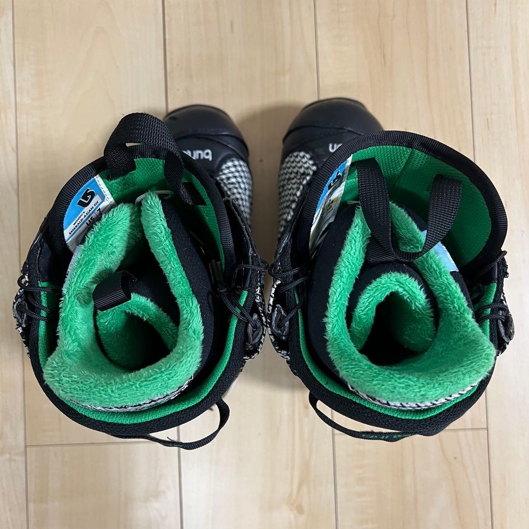 【即日発送】BURTON スノボEMERALD-ASIAN FIT24.0cm