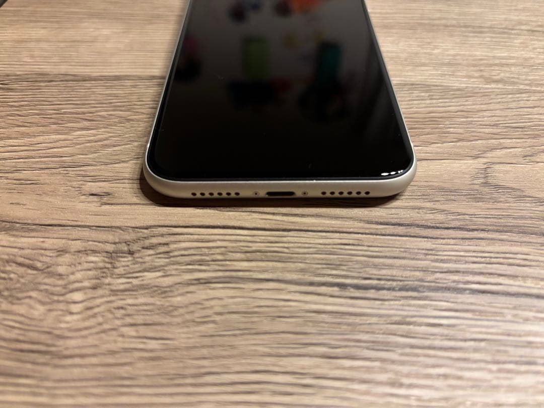 iPhone 11 128GB SIMフリー ホワイト　本体　美品