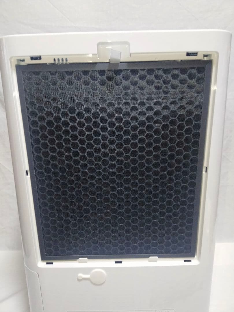 くり SHARP シャープ 空気清浄除湿機　CV-EF120-W