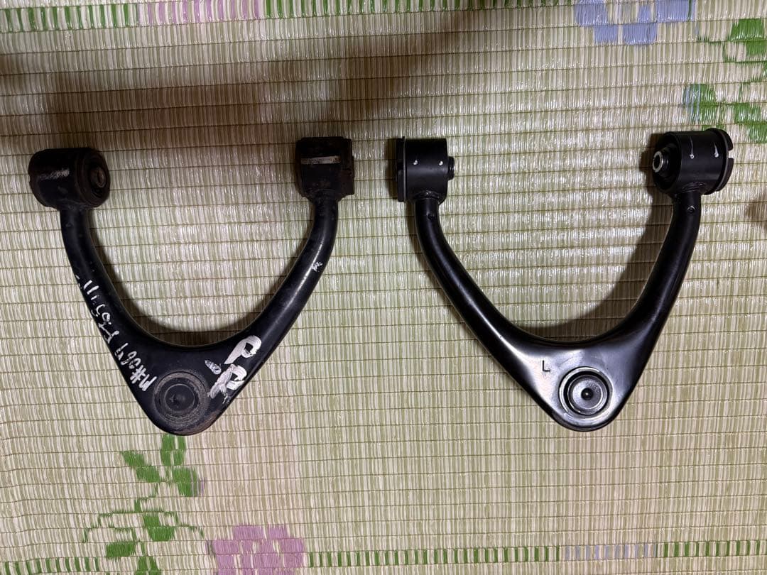 JZX100/90 GX100/90 フロント アッパーアーム ツアラV取り外し