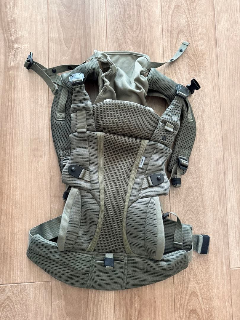 【美品】Aprica ラクリス　抱っこ紐　（カーキ）値下げ可